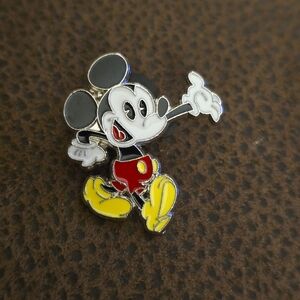 Mickey Mouse Enamel PinDisney Pin  Walking Shanghal Disney Resort